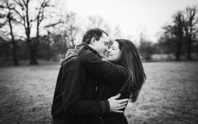 Pourquoi une séance photo de fiançailles est indispensable avant votre mariage ?